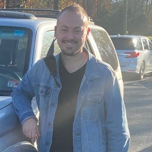 Meet your Posher, Jonathan